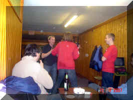 2007-01-13_ttc_grenzgang_und_kegeln_027.jpg (82277 Byte)